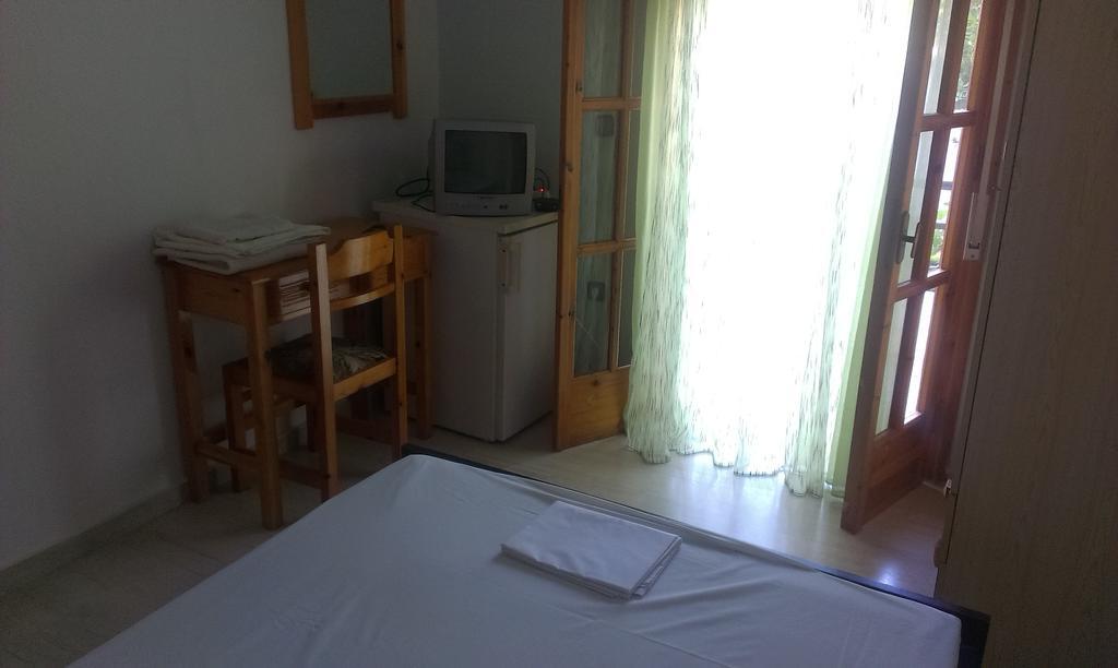 Virginia'S Rooms Plataria Pokoj fotografie